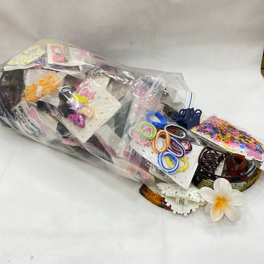 1KG Mix Hair Accessories Box – 40 to 42 Articles